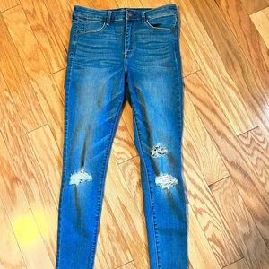 ABERCROMBIE & FITCH HIGH RISE SUPPER SKINNY JEANS